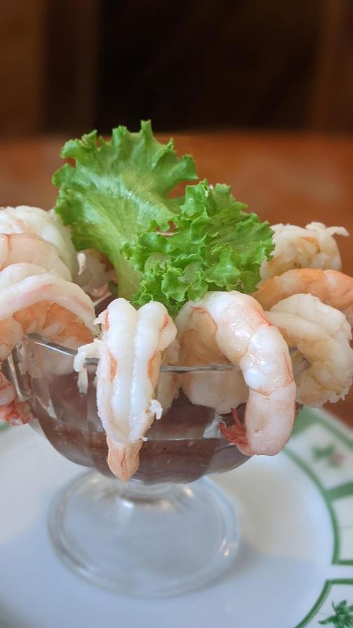 Coral View Beach Resort Утила Екстериор снимка